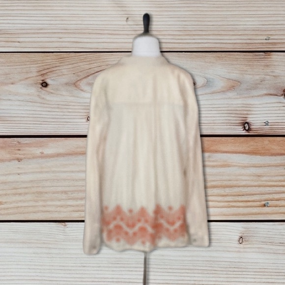 Holding Horses embroidery button down shirt -Size 6 - Picture 4 of 8